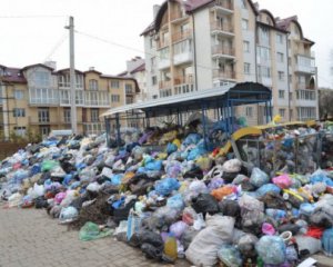 Во Львове созывают внеочередное заседание комиссии по чрезвычайным ситуациям и экологии