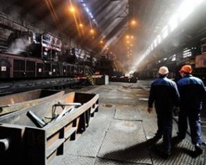 Металлурги уверены, что Порошенко продлит экспортную пошлину на металлолом