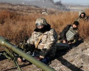 За сутки боевики 43 раза открывали огонь по украинским позициям