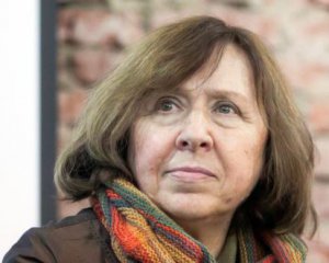 Алексієвич скандально відповіла російському пропанагдисту про  війну на Донбасі