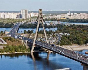 В столице &quot;заминировали&quot; Московский мост