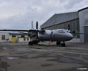 Показали, як в повітрі тримається відновлений для армії Ан-26