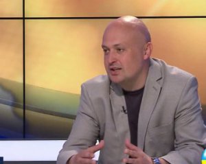 Лише Тимошенко поки не висловилася з приводу діяльності проросійських ЗМІ в Україні - експерт