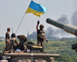 На Донбассе активизировались вражеские снайперы