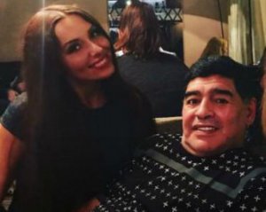 Російська журналістка звинуватила Марадону в домаганнях