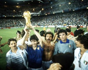 Лучшего бомбардира Кубка мира-1982 выгнали из такси в Бразилии