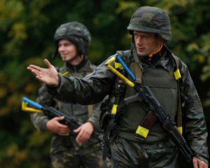 Ситуация в АТО усложняется: боевики 27 раз обстреляли украинские позиции