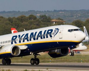 Лоукостер Ryanair йде з України