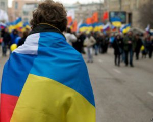 Украинцы стали лучше относиться к россиянам