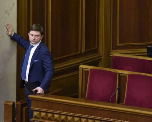 Довгого позбавили депутатського імунітету