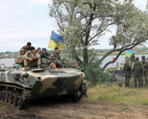 Вражаюче відео з навчань українських десантників