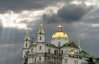 В Почаевской Лавре молятся за "многострадальнон отечество" Россию