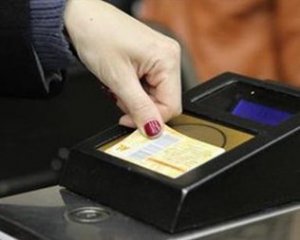 За два тижні одна зі станцій метро перестане приймати жетони