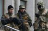 Російські офіцери знущаються з бойовиків, ті дезертирують