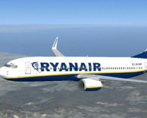 Переговори з Ryanair почав і провалив Омелян – ЗМІ