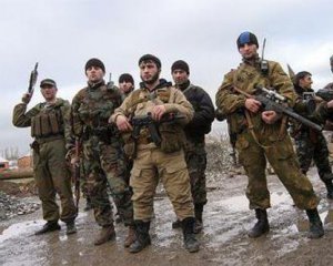 К границе с Украиной привезли чеченцев