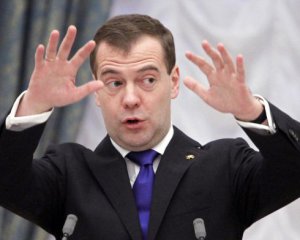 "Це повноцінна торгова війна" - Медведєв прокоментував нові санкції