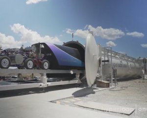 Показали испытания траспортной системы Hyperloop One