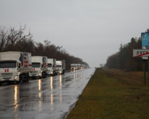 Терористи вантажівками вивозять майно жителів Донбасу