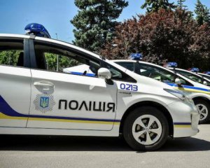 В Киеве нетрезвый водитель сбил детей на обочине