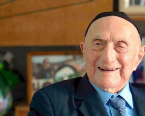 Помер найстаріший чоловік у світі