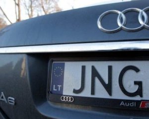 В Україні - найстаріший автопарк у Європі. Ціни на авто не дозволяють позбутися &quot;совкового брухту&quot; - автоексперт