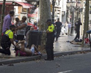 Улица была усеяна трупами и ранеными: медик рассказал о теракте в Барселоне