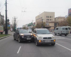 Невдале перестроювання: добірка відео з ДТП