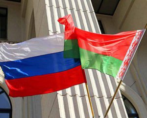 Росія дасть Білорусі $700 млн для погашення старих кредитів