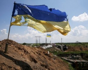 Украинским военным запретили стрелять по оккупантам