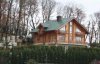 Янукович скрывается в России в 5 дворцах