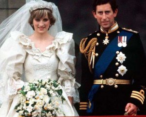 Відновили запис весілля принца Чарльза і принцеси Діани