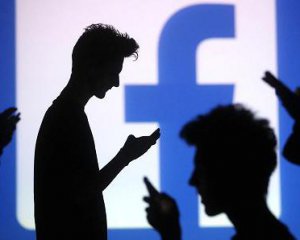 Facebook заявляє, що Росія може впливати на користувачів через рекламу