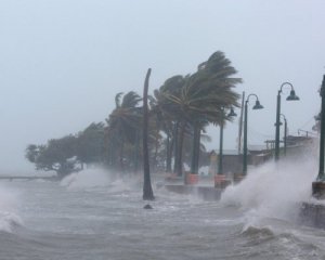 Буревію &quot;Ірма&quot; присвоєно нову категорію, якої ще не існувало в світі