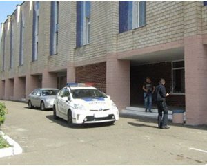 Чоловік посеред білого дня вистрелив у підлітка