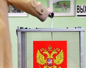 Кожен п&#039;ятий росіянин голосуватиме за вигаданого кандидата, якщо він - протеже Путіна