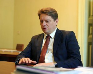 &quot;Выборы закончатся - об украинском языковом вопросе забудут&quot; - правозащитник