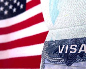 Россиянам предлагают получать американские визы в Киеве