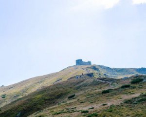 На горі Піп Іван відкрили рятувальну станцію