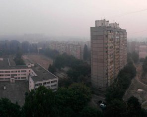 В центре столицы стоит запах дыма по странной причине
