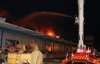 120 рятувальників всю ніч гасили пожежу на складах, до алкоголю вогонь не пустили