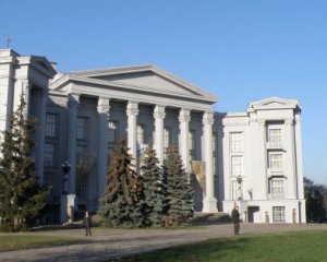 Національний музей історії України може сповзти у прірву