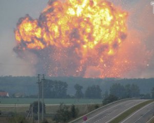 Три диверсії на військових складах за рік - де ще в Україні вибухали боєприпаси