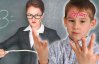 Виховання по-російськи: учителька написала "дурень" на лобі учня