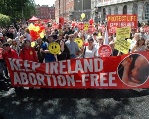 В Ірландії можуть дозволити аборти