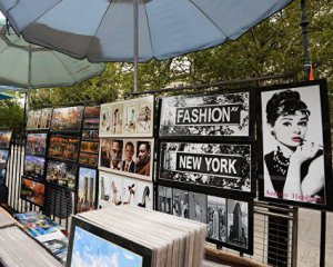 Сценарій &quot;Сніданку у Тіффані&quot; продали за рекордну суму