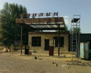 "Перша ознака, що в місті порядок – дівчата спокійно ходять у коротких спідницях"