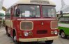 Велетенська машина телевізійників і ЛАЗ Гагаріна - на ретровиставці показали два десятки автобусів