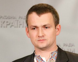 Шашку в Раді запалив нардеп Левченко