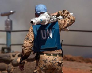 Україна просить дати миротворцям на Донбасі авіацію
